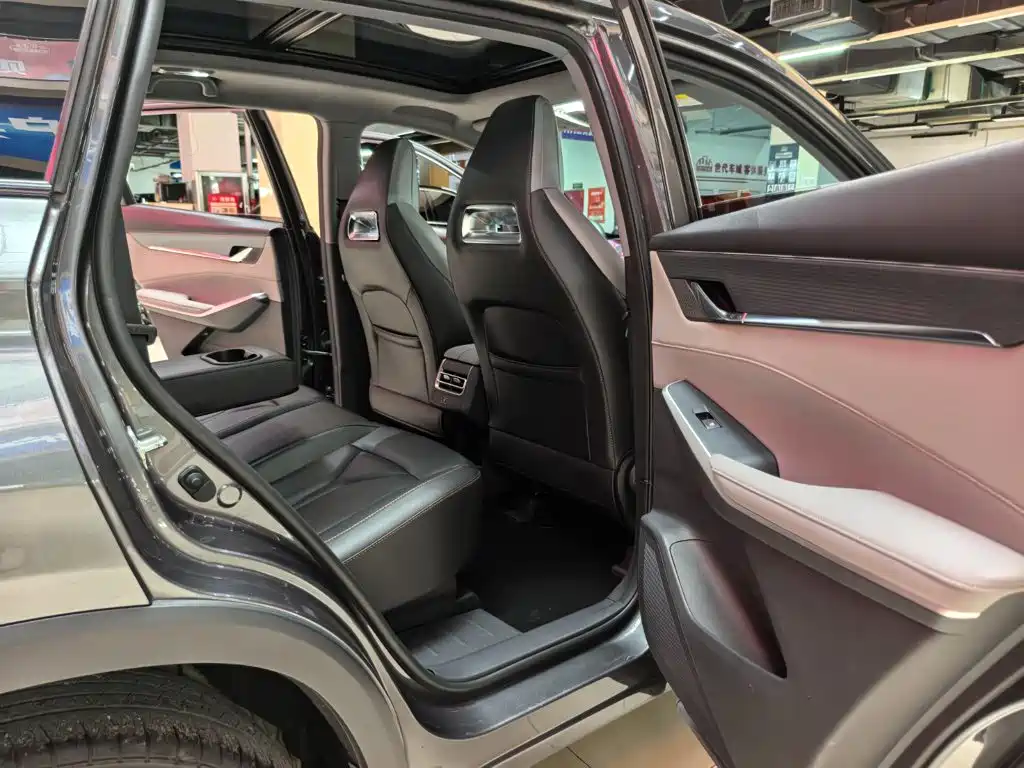 Changan CS75PLUS 2022 — фото 8
