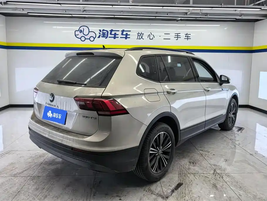 Volkswagen Tiguan L 2021 — фото 3