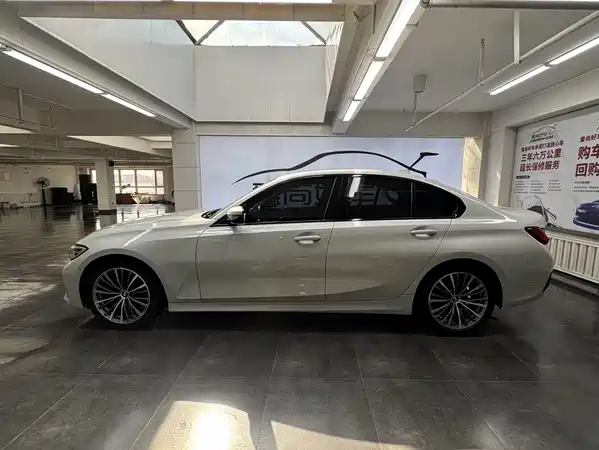 BMW 3 Series 2020