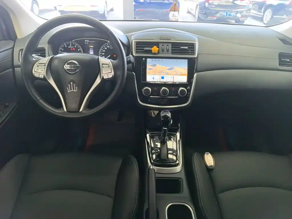 Nissan Tiida 2021 — фото 10