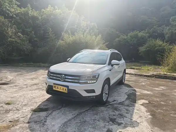 Volkswagen Tharu 2019