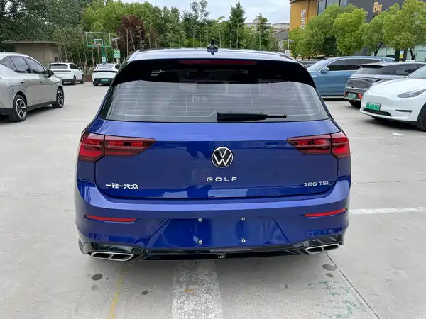 Volkswagen Golf 2023