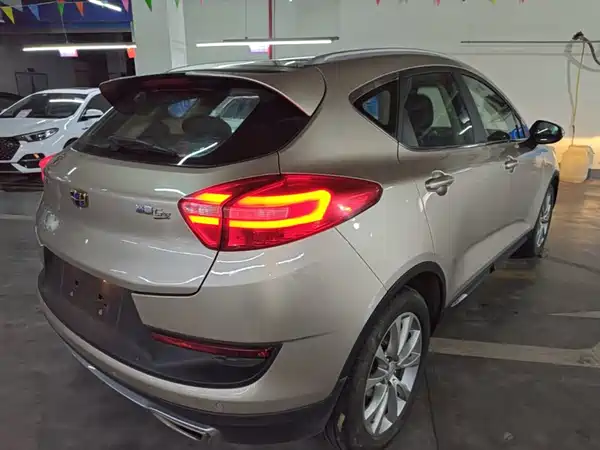 Geely Emgrand GS 2017