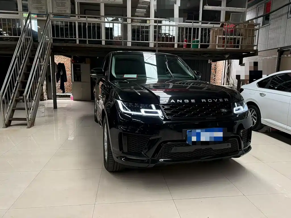 Land Rover Range Rover Sport 2017 — фото 3