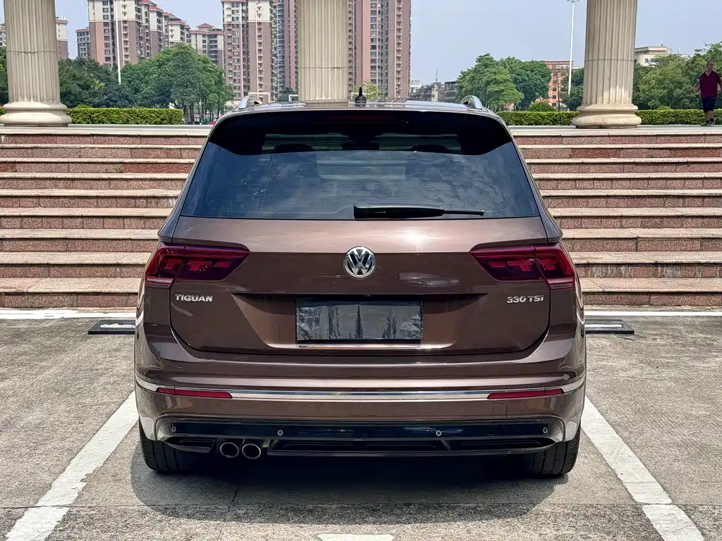Volkswagen Tiguan 2017 — фото 11