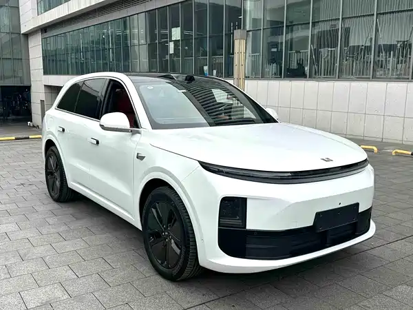 Li Auto L6 2024