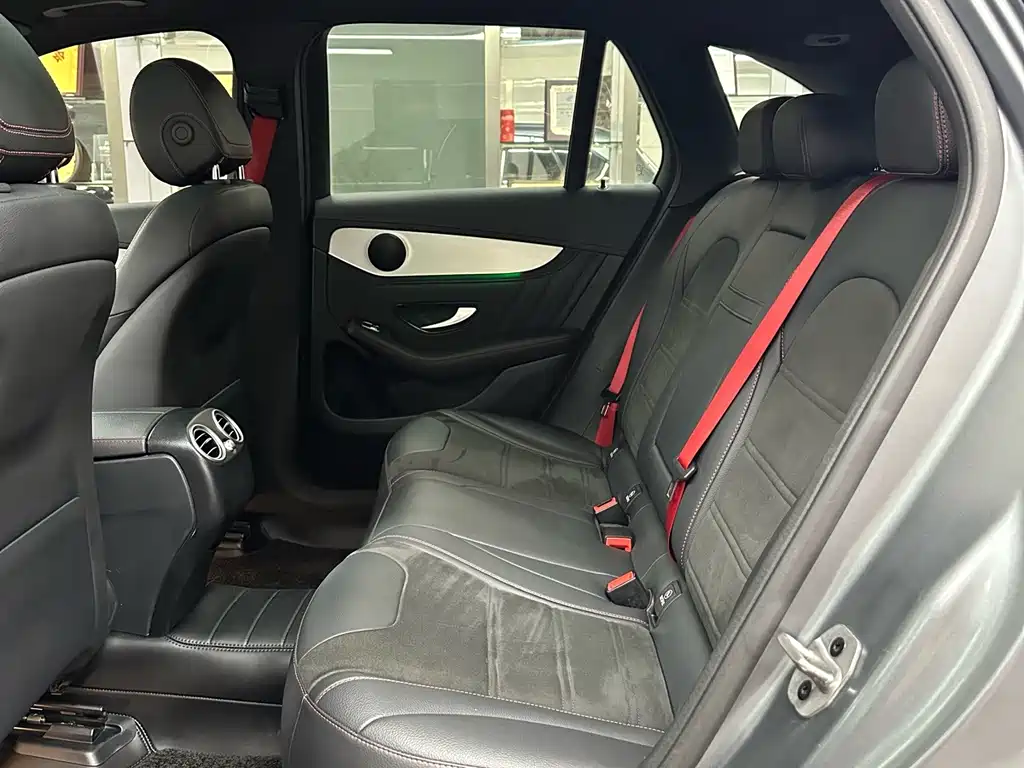 Mercedes-Benz GLC AMG 2022 — фото 8