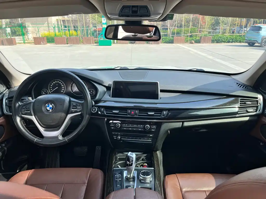 BMW X5 2015 — фото 16