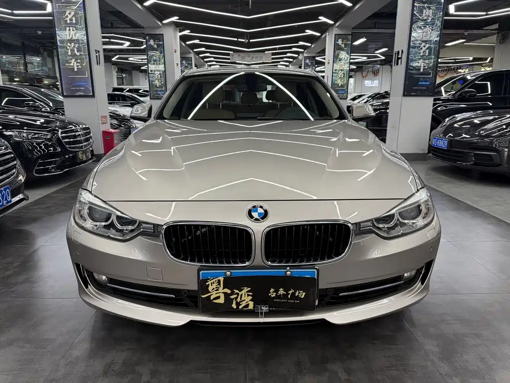 BMW 3 Series 2014 — фото 1