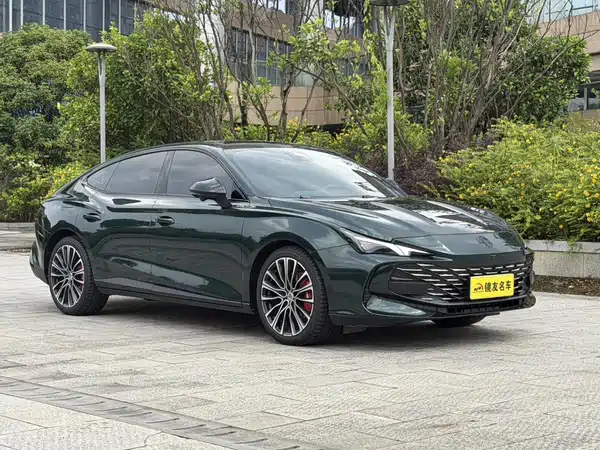 MG MG7 2023