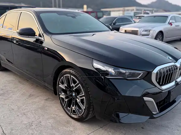 BMW 5 Series 2024