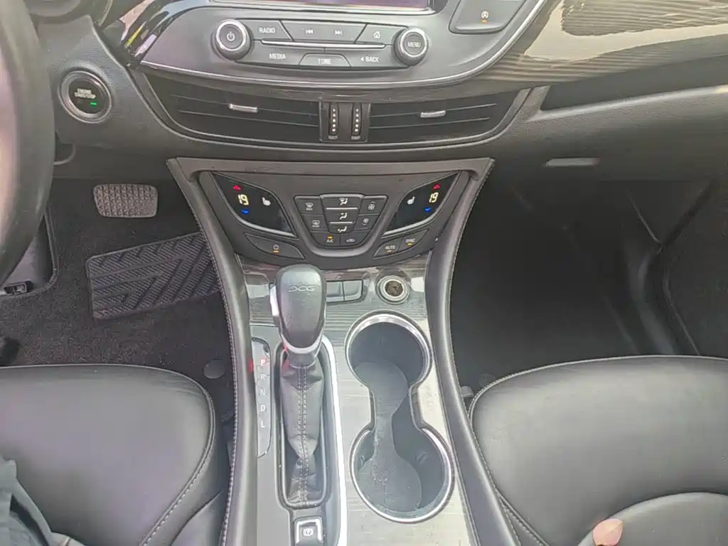 Buick Envision Plus 2019 — фото 14
