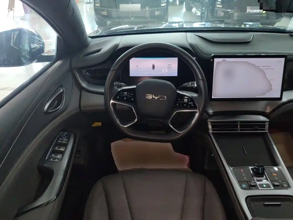BYD Seal 07 DM-i 2025 — фото 11