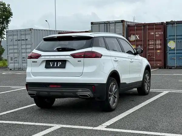 Geely Boyue 2021