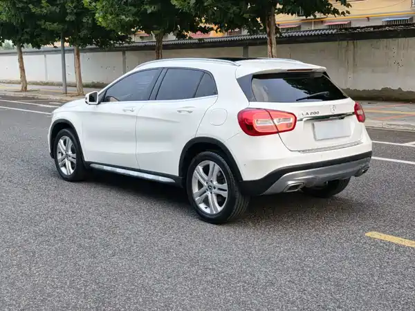 Mercedes-Benz GLA 2017
