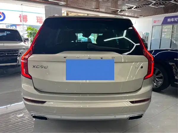 Volvo XC90 2016