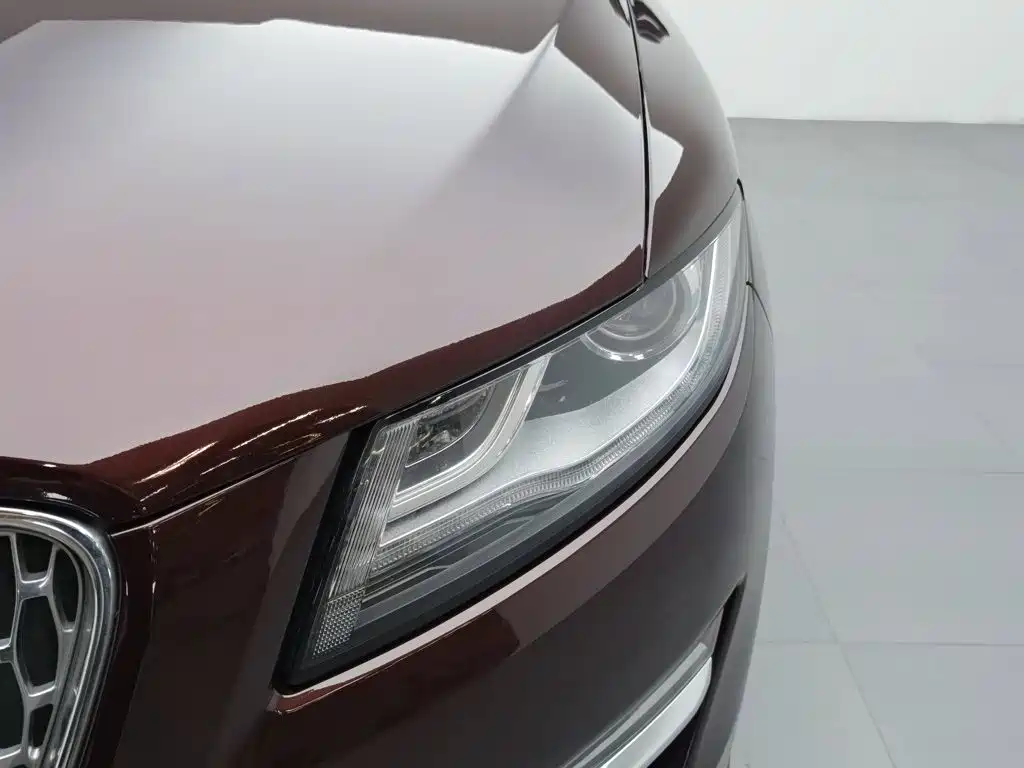 Lincoln MKC 2019