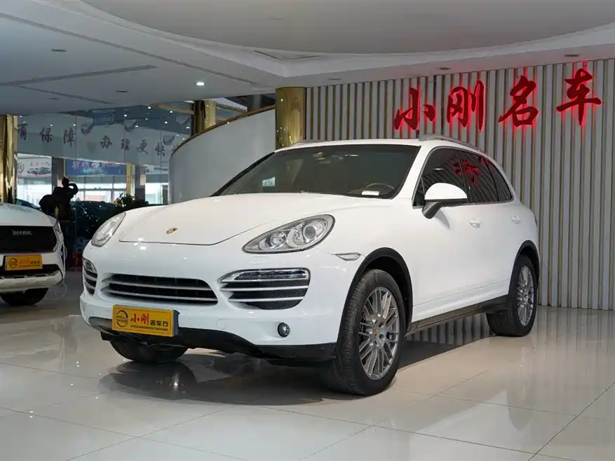 Porsche Cayenne 2015 — фото 2