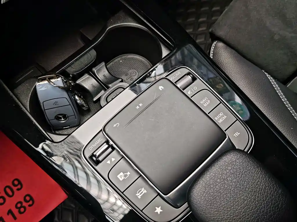 Mercedes-Benz A-Class 2020 — фото 14