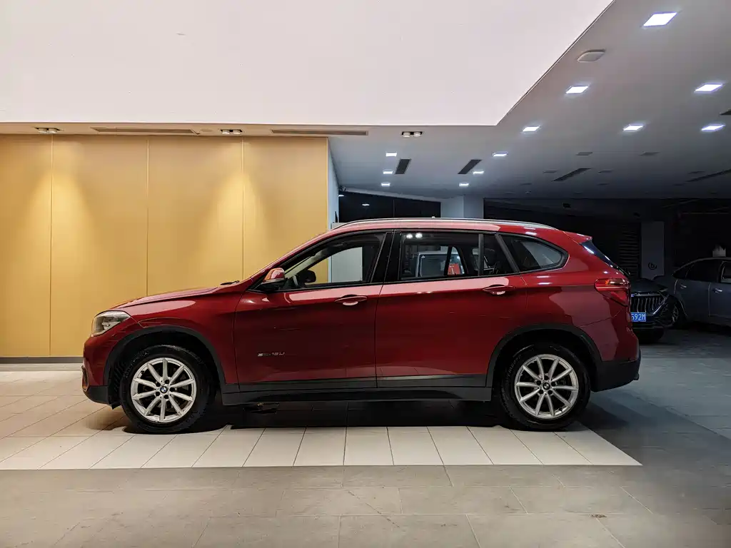BMW X1 2018 — фото 6