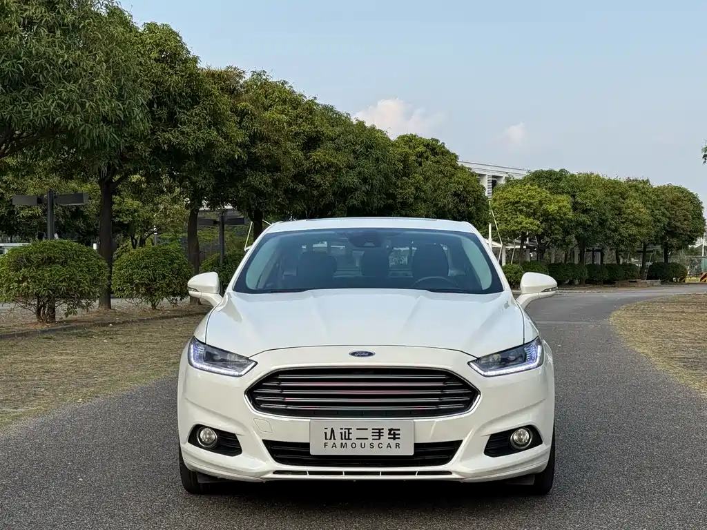 Ford Mondeo 2016 — фото 20