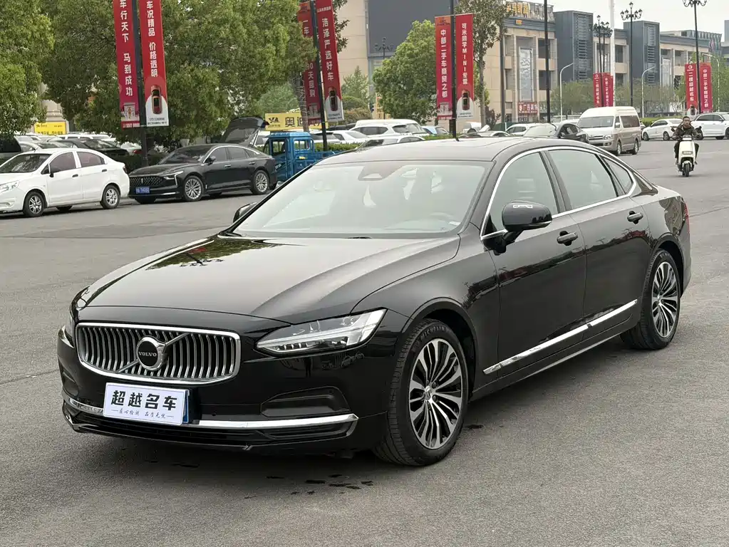 Volvo S90 2024 — фото 1