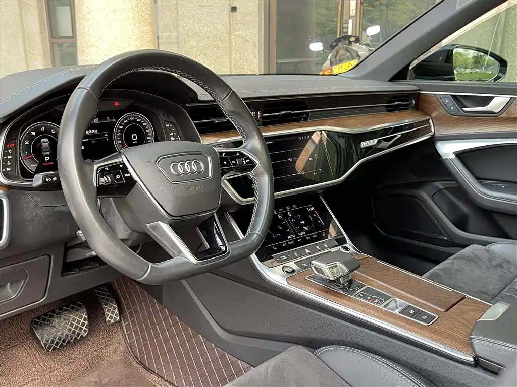 Audi A6L 2022 — фото 25