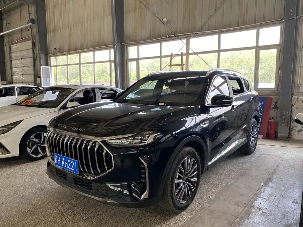 Jetour X70 PLUS 2023 — фото 1