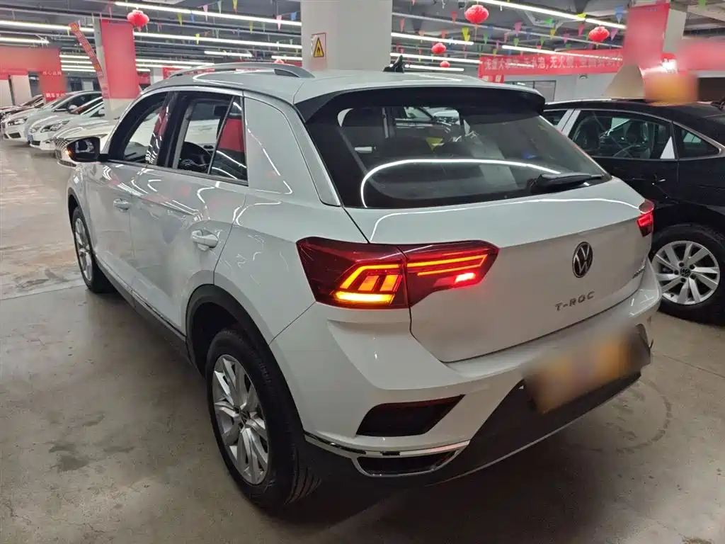 Volkswagen T-Roc 2023 — фото 23