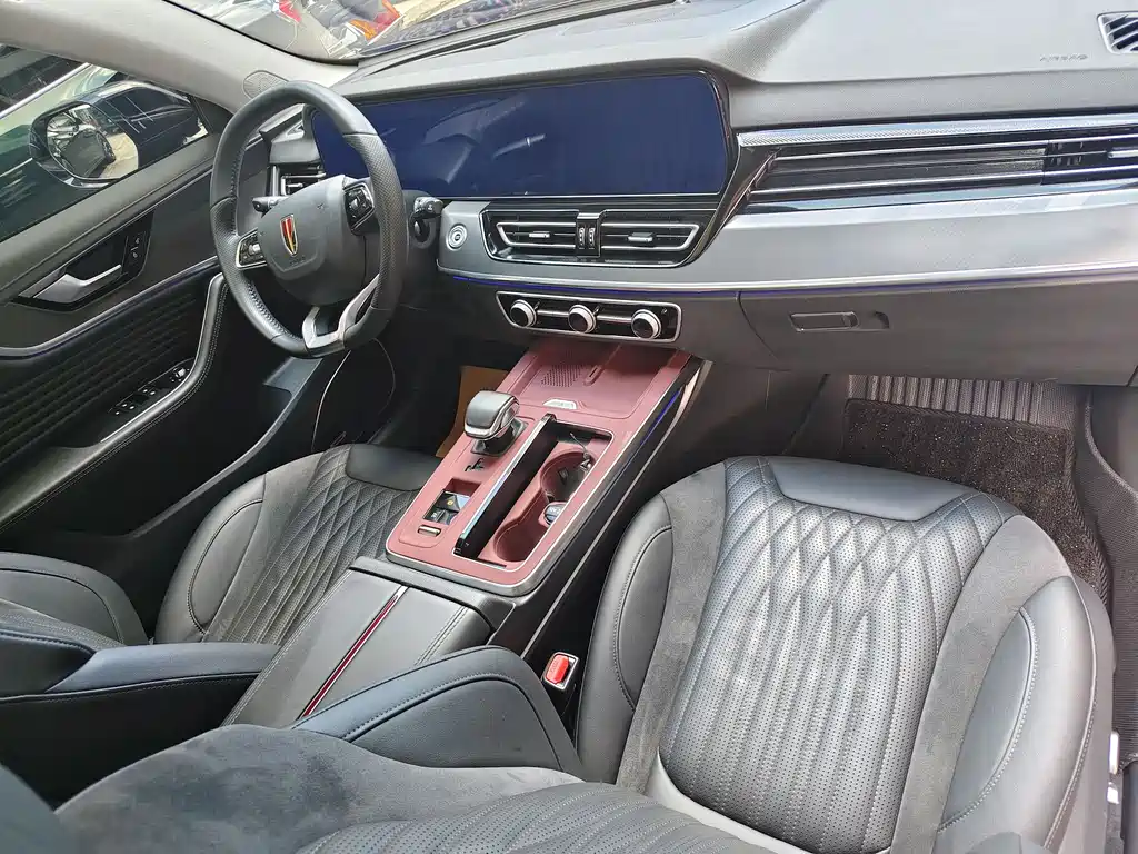 Hongqi HS5 2024