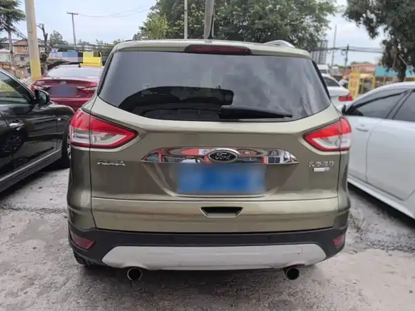 Ford Kuga 2015