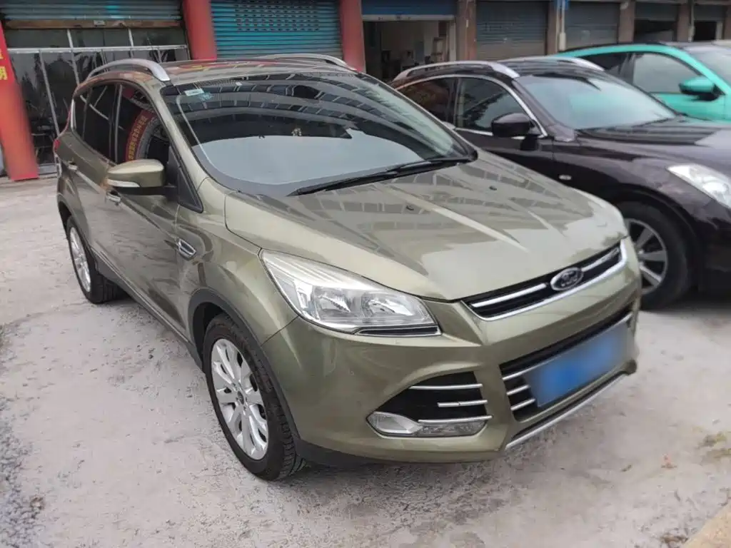 Ford Kuga 2015 — фото 4