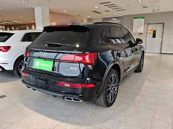 Audi Q5L 2024