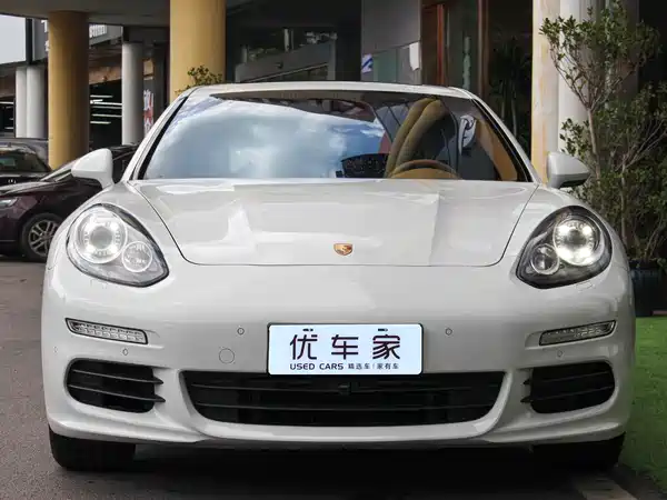 Porsche Panamera New Energy 2015
