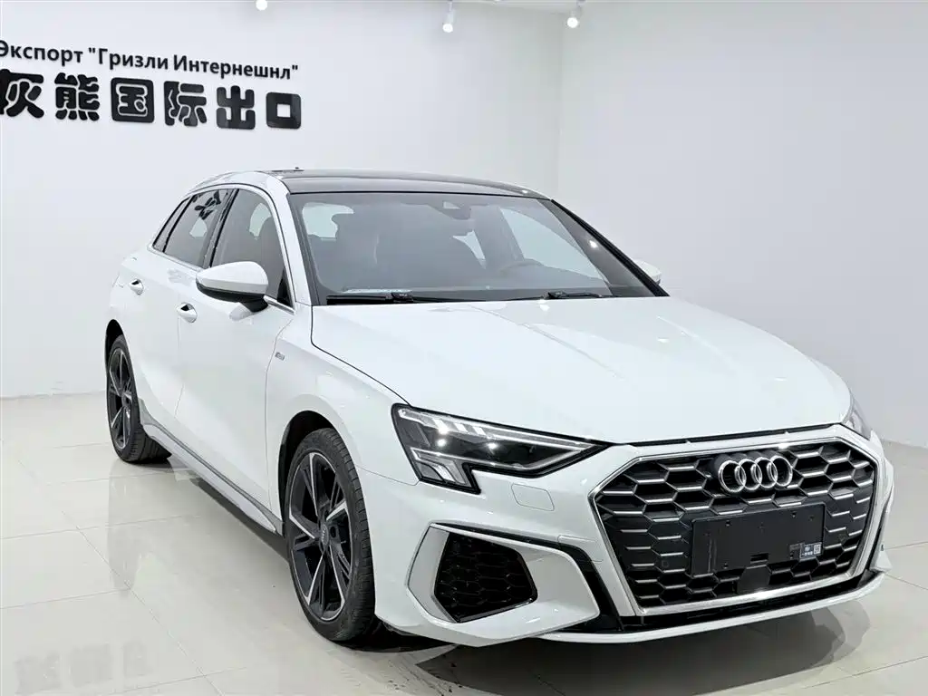 Audi A3 2022 — фото 3