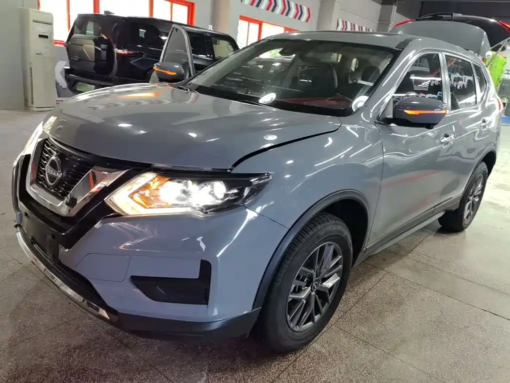 Nissan X-Trail 2025