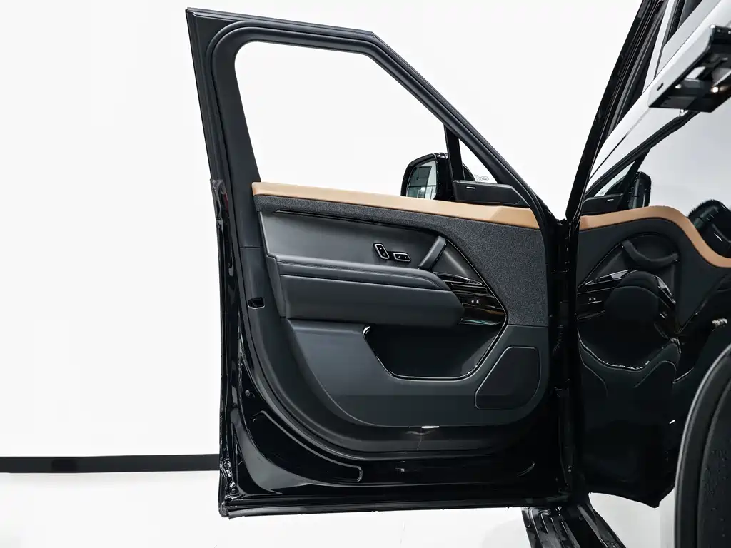 Land Rover Range Rover Sport 2025 — фото 14