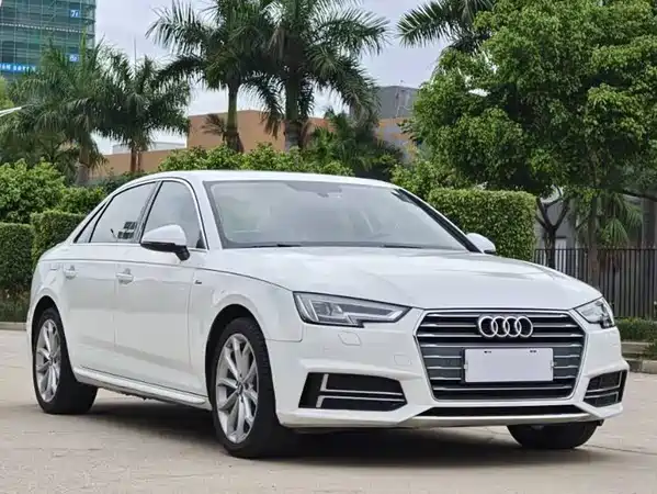 Audi A4L 2018