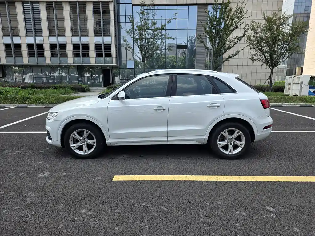 Audi Q3 2016 — фото 3