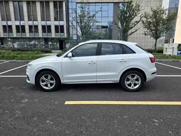Audi Q3 2016