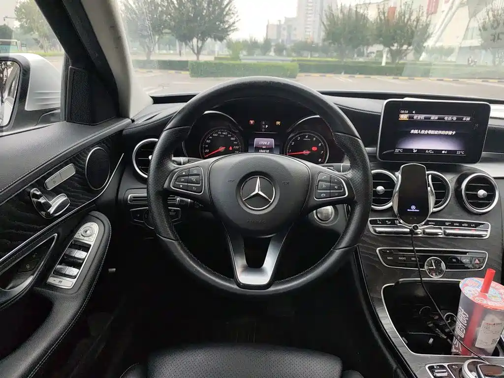 Mercedes-Benz C-Class 2018