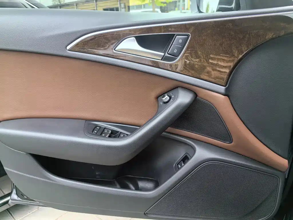 Audi A6L 2016 — фото 11