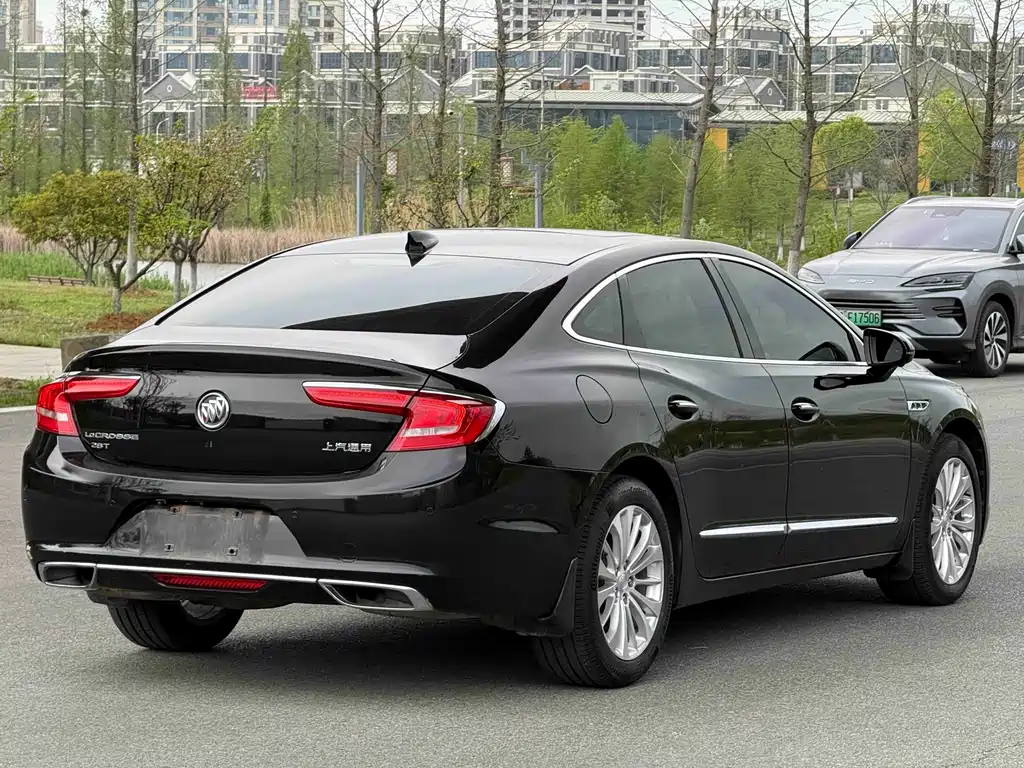Buick LaCrosse 2019 — фото 5