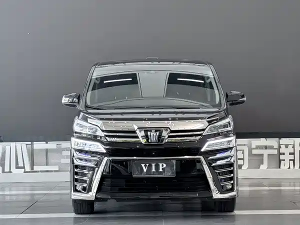 Toyota Vellfire 2022