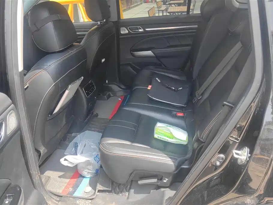 GAC Motor Trumpchi GS8 2020 — фото 11