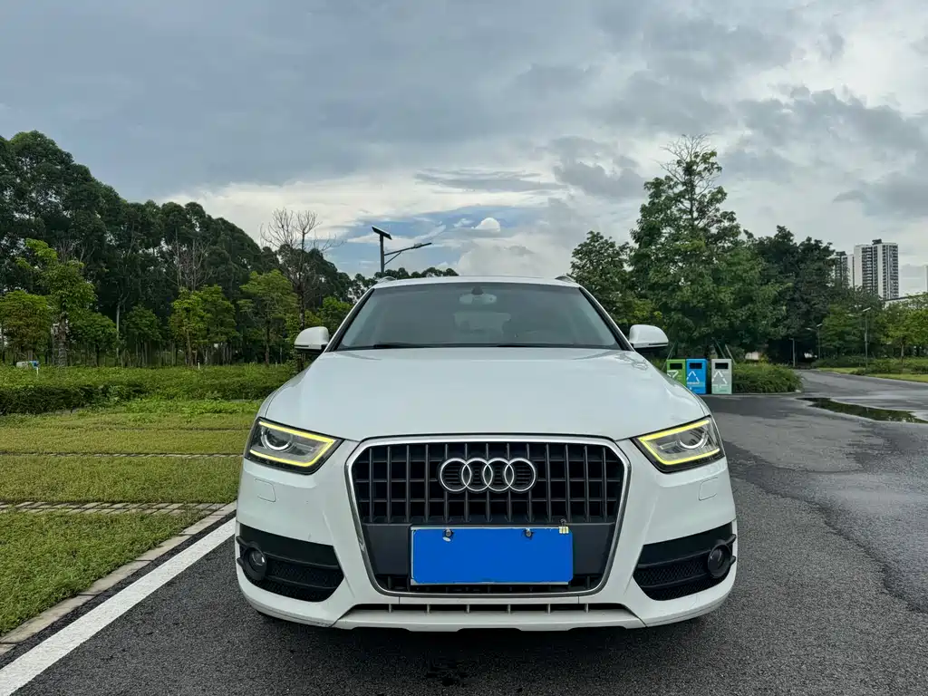 Audi Q3 2014
