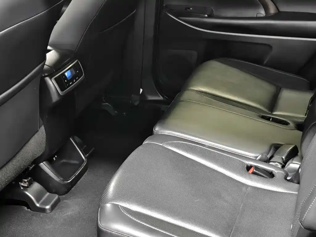 Toyota Highlander 2021 — фото 14