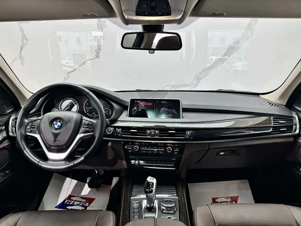 BMW X5 2015 — фото 9