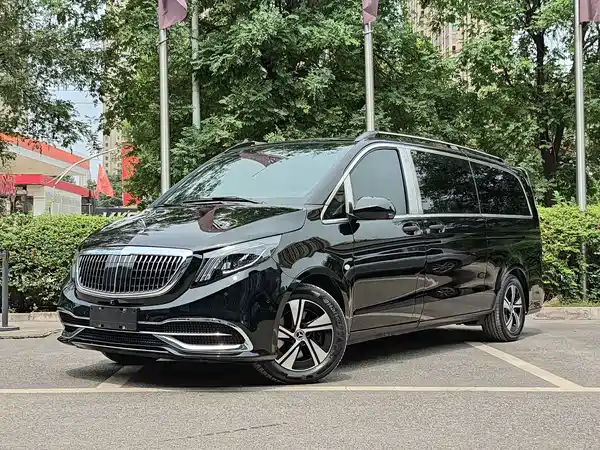 Mercedes-Benz Vito 2025