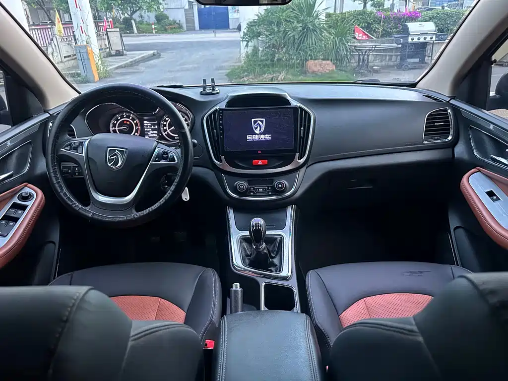 Baojun 560 2016 — фото 19